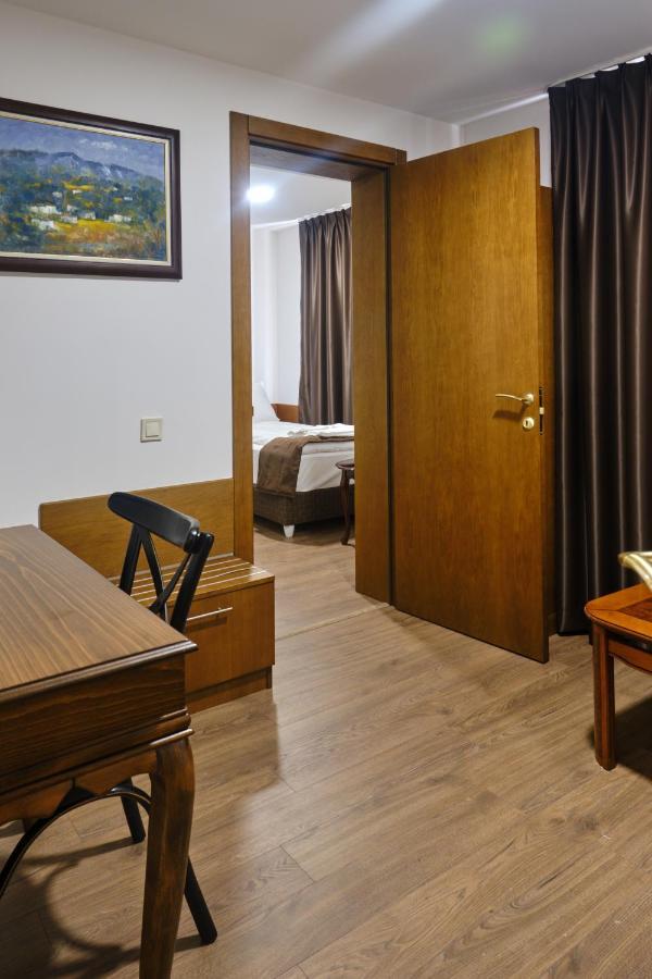 Hotel Splendid 普列文 外观 照片