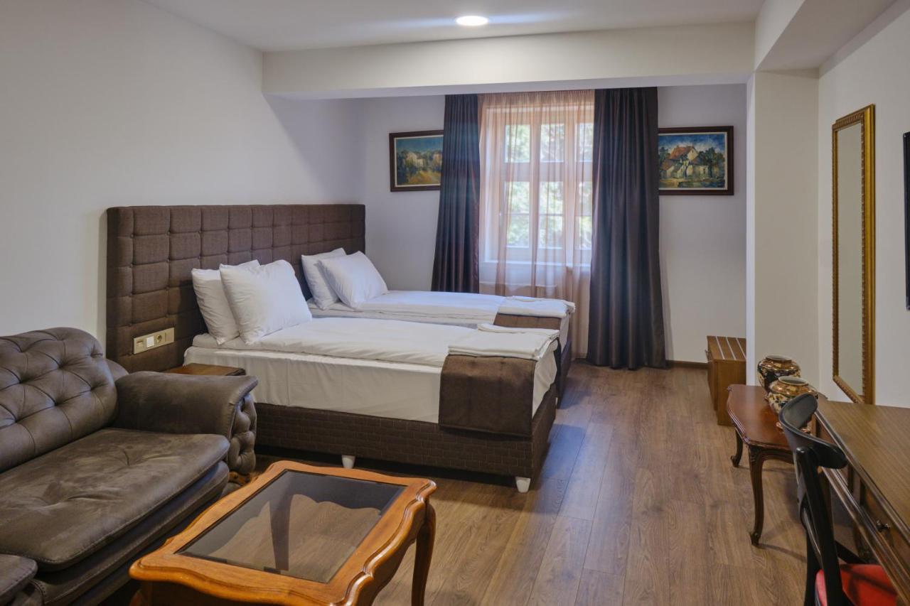 Hotel Splendid 普列文 外观 照片